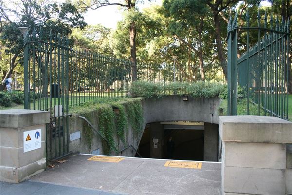Hyde Park and Archibald Fountain - Sydney CBD (11/03/2013 1:12:42 PM)
