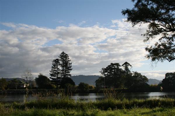 Tweed Valley 2 of 2 (11/03/2013 3:09:51 PM)