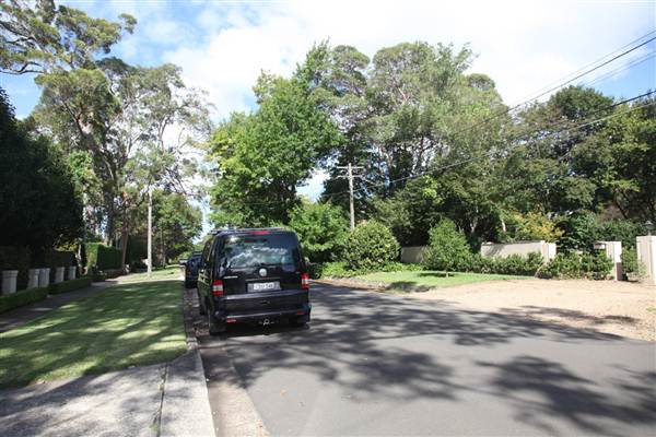 Braeside St - Pymble (13/03/2013)