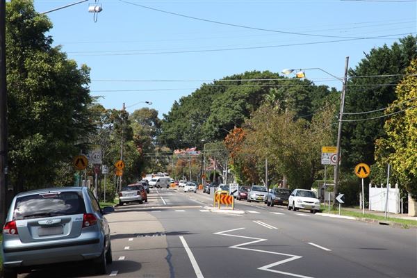 Willoughby residential road (14/03/2013)