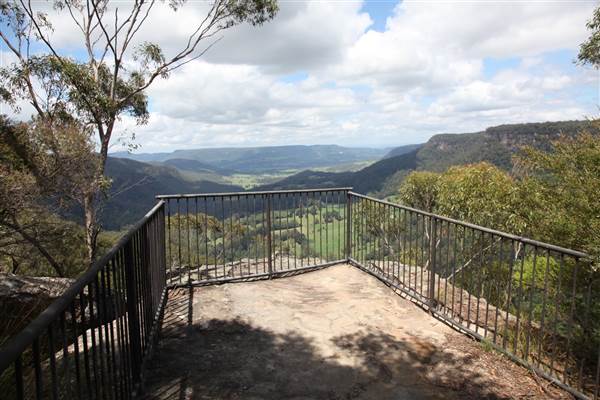 Hindmarsh Lookout, Belmore Falls - Morton National Park (18/06/2013)