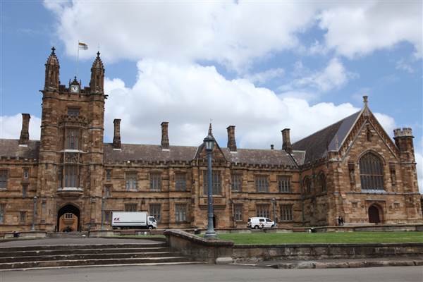 The Quadrangle Building - Sydney University (26/11/2013)