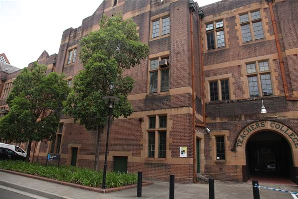 Old Teacher's College - The University of Sydney (27/11/2013)