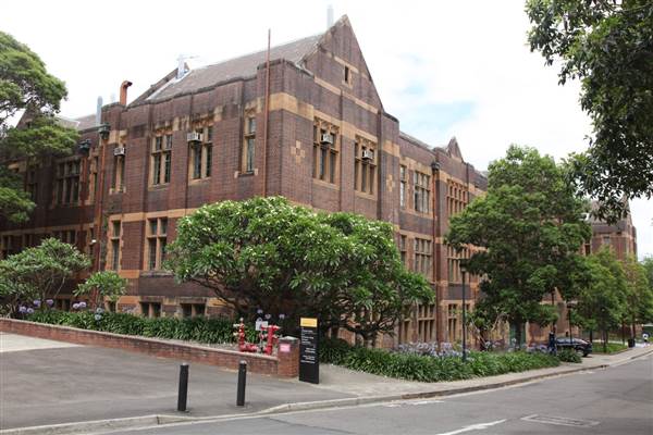 Old Teacher's College - The University of Sydney (27/11/2013)