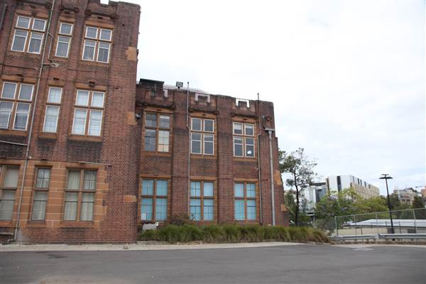 R.D. Watt Building (27/11/2013)
