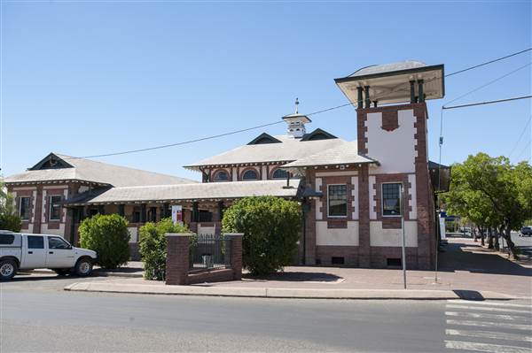 Bourke (11/12/2013)