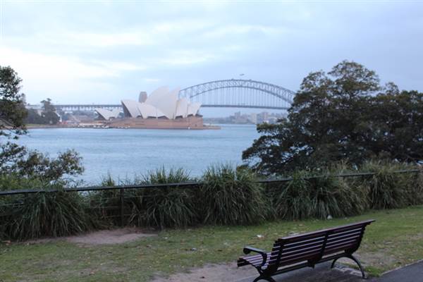 Mrs. Macquarie's Point - Royal Botanic Garden Sydney (24/10/2014)