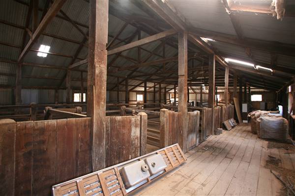 Bindara Station on the Darling - Period Homestead & Outbuildings (20/11/2015)