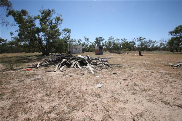 Bindara Station on the Darling - Period Homestead & Outbuildings (20/11/2015)
