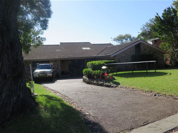 Kiama Downs neighbourhood - cul-de-sac 3 (7/12/2015)
