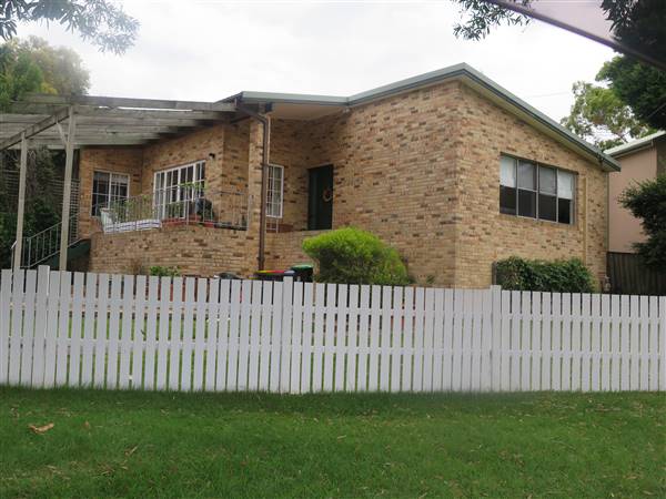 Allambie Heights neighbourhood (9/12/2015 - Credits: Peter Hicks)