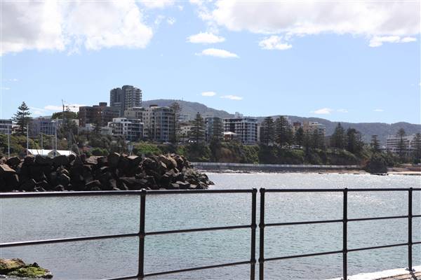 Wollongong - Foreshore and Wharf (26/10/2016 - Credits: John Harris)