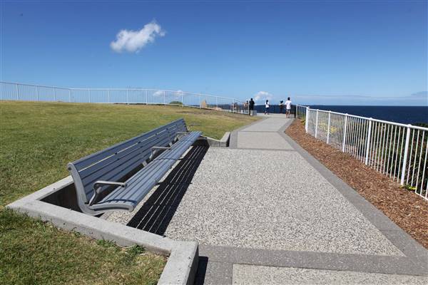 Wollongong - Foreshore and Wharf (26/10/2016 - Credits: John Harris)