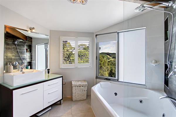 Private House - Bangalow (2/11/2016)
