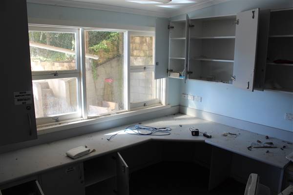 Former Aquatic Laboratories & Offices - Hungry Point Reserve (14/07/2017 - Credits: Jeremy Peek)
