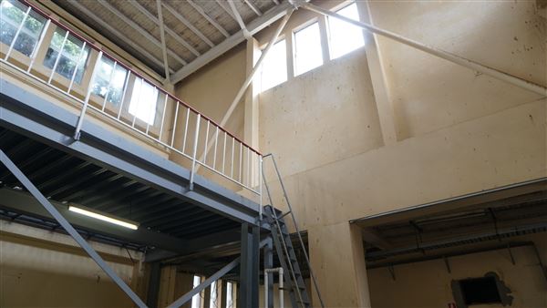 Prospect Reservoir - Warehouse / Industrial Building (6/03/2019 - Credits: Shannon Wheeler)