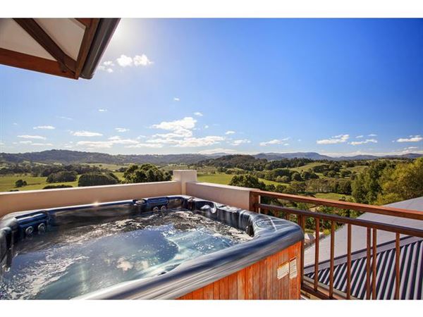 Private House - Byron Breeze (12/12/2020 - Credits: Debra Conomy)