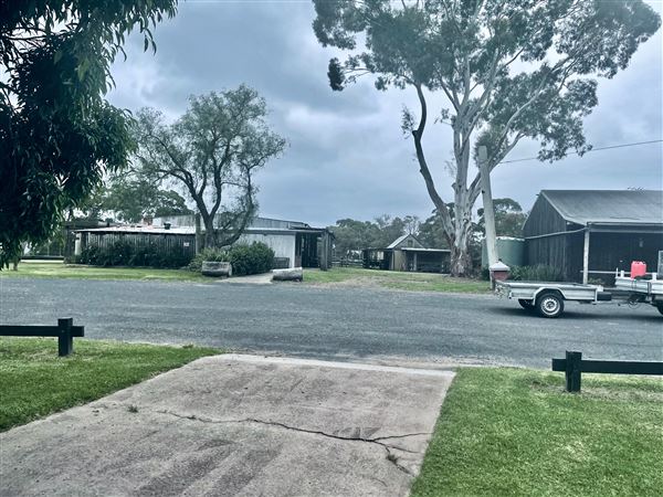 Tobruk Sheep Station - Shearing Shed & Event Venue - These photos were taken at the end of summer however, it was an unusually overcast yet bright day. (23/02/2021 - Credits: Cheryl Conway)