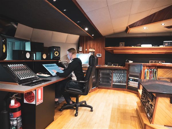 Rockinghorse Recording Studio and Estate - Rockinghorse  Studio (17/07/2018)
