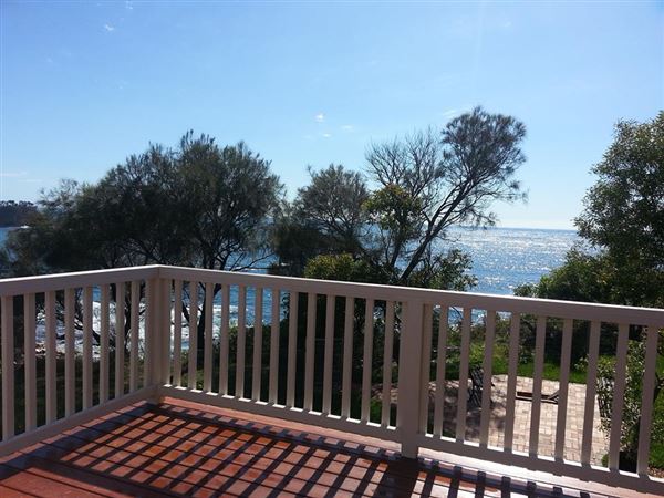 Malua Bay - Private House Available (8/11/2014 - Credits: Scarvell)