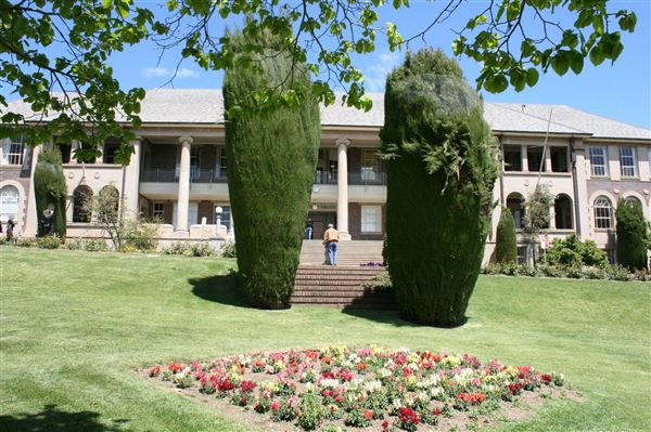 C. B. Newling Centre - Old Teachers' College, Armidale (25/02/2013 11:05:40 AM)