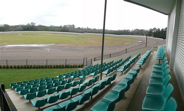 Menangle Park Paceway (28/02/2013 3:24:51 PM)