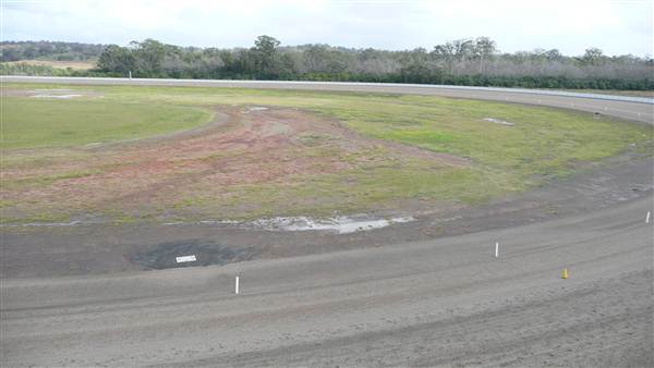 Menangle Park Paceway (28/02/2013 3:38:01 PM)