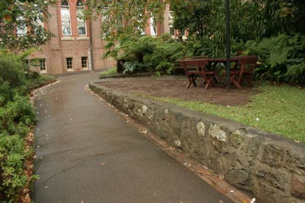 Loreto, Normanhurst (1/03/2013 11:03:48 AM)