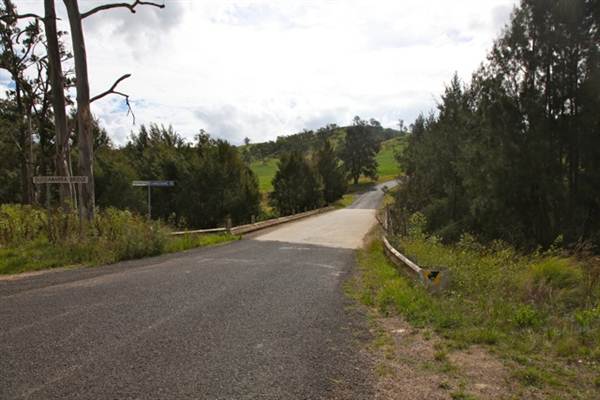 Cox's River at Duddawarra Bridge (4/03/2013 11:35:38 AM)