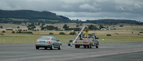 Goulburn Airport runway and exteriors (5/03/2013 11:10:57 AM)
