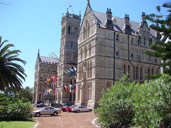 ICMS - International College of Management, Sydney (5/03/2013 8:59:55 PM)