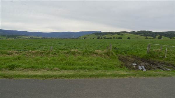 Jamberoo - Swamp & Jamberoo Roads (5/03/2013 9:29:24 PM)