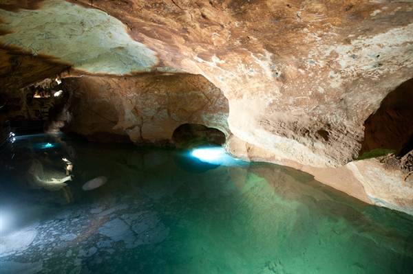 Jenolan Caves (5/03/2013 9:45:26 PM)