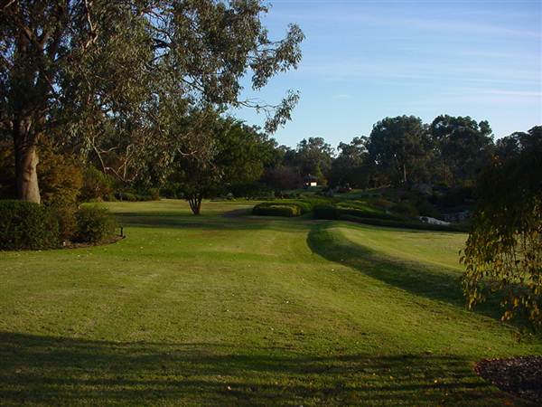 Japanese Gardens Cowra (5/03/2013 10:02:03 PM)