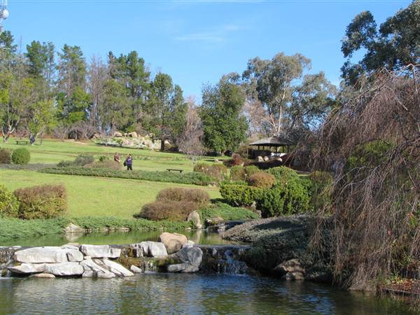 Japanese Gardens Cowra (5/03/2013 10:02:40 PM)