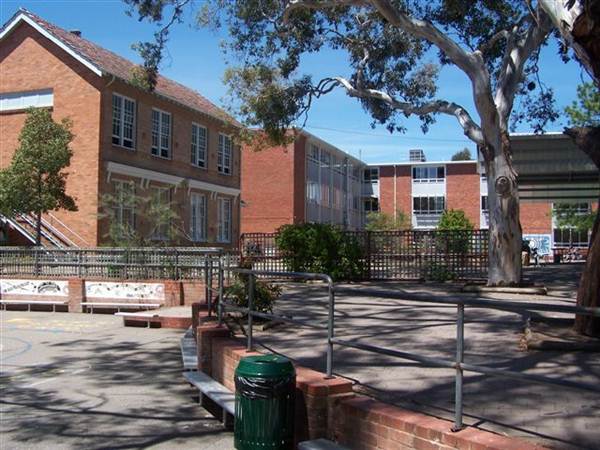 Kandos High School (5/03/2013 11:22:31 PM)