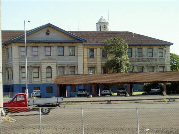 Old BHP Administration Building (6/03/2013 3:57:13 PM)