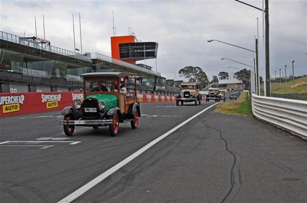 Bathurst National Motor Racing Museum (8/03/2013 10:24:34 AM)