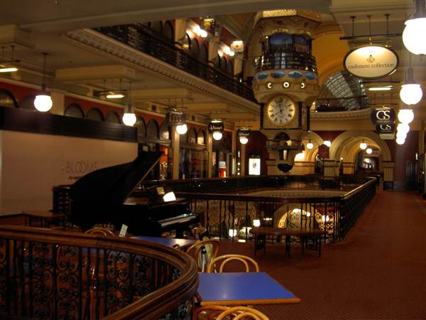Queen Victoria Building (QVB) (8/03/2013 11:12:01 AM)