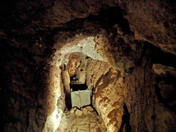 Wellington Mines (9/03/2013 11:06:36 AM)