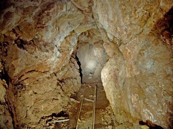 Wellington Mines (9/03/2013 11:06:51 AM)