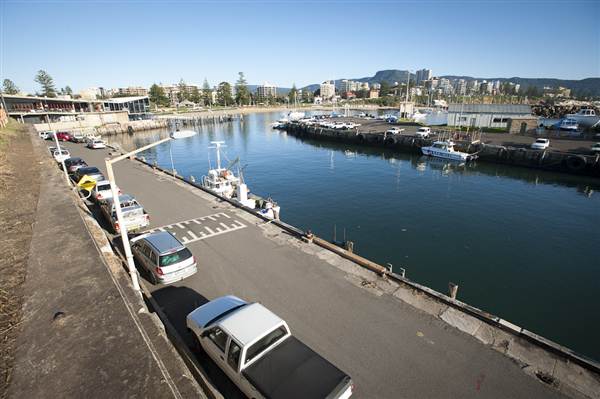 Wollongong Harbour (10/03/2013 12:52:23 PM)