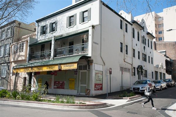 Period Buildings in Potts Point (10/03/2013 2:51:34 PM)