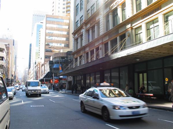 Sydney CBD - Castlereagh Street (10/03/2013 6:15:33 PM)