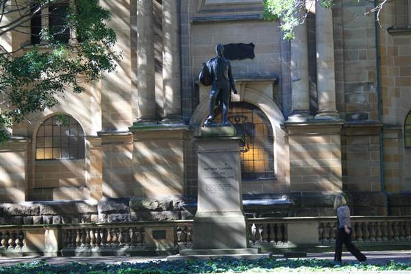 Sydney CBD - Macquarie Street (10/03/2013 9:56:22 PM)