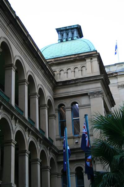 Sydney CBD - Macquarie Street (10/03/2013 9:59:52 PM)