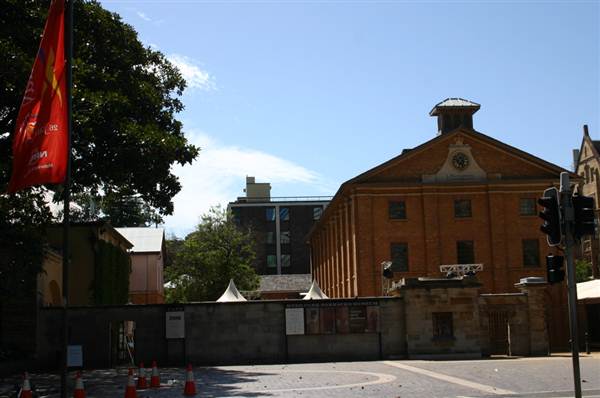 Sydney CBD - Macquarie Street (10/03/2013 10:04:00 PM)