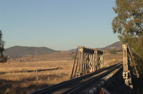 Wilbertree Rail Bridge, near Mudgee (10/03/2013 11:17:17 PM)