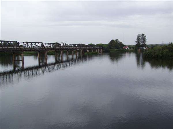 Taree (11/03/2013 5:53:06 AM)