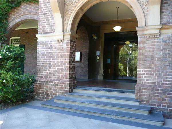 Women's College - Sydney University (11/03/2013 12:03:31 PM)